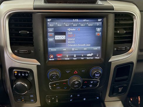 Used 2018 RAM 1500 Classic SLT w/ SLT Plus D←cor Group image 18