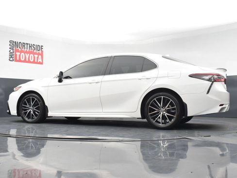 Used 2024 Toyota Camry SE w/ Cold Weather Package AWD/4WD image 27