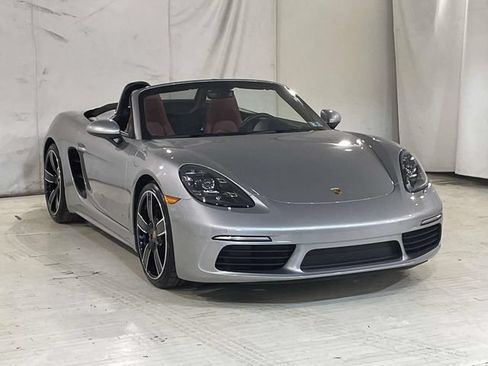 Certified 2025 Porsche 718 Boxster S RWD image 11