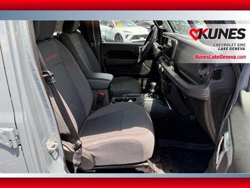 Used 2026 Jeep Wrangler Unlimited Rubicon AWD/4WD image 23