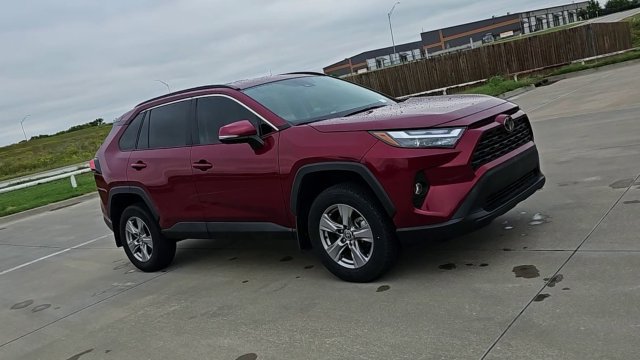 Used 2024 Toyota RAV4 XLE FWD image 2
