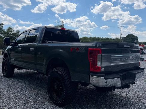 Used 2017 Ford F250 Lariat w/ Chrome Package AWD/4WD image 5
