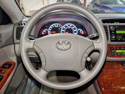 Used 2005 Toyota Camry XLE image 31