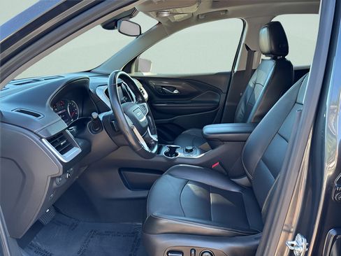 Used 2020 GMC Terrain SLT w/ Preferred Package AWD/4WD image 4