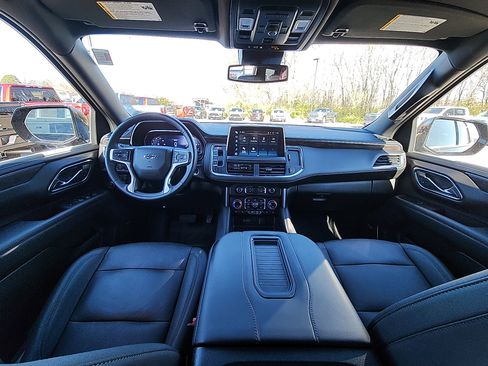Certified 2024 Chevrolet Tahoe Z71 w/ Luxury Package image 30
