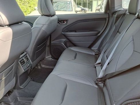 Used 2025 Subaru Forester Limited w/ Protection Package (1PH) image 25