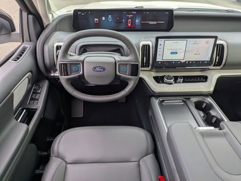 New 2026 Ford Expedition Max Active image 29