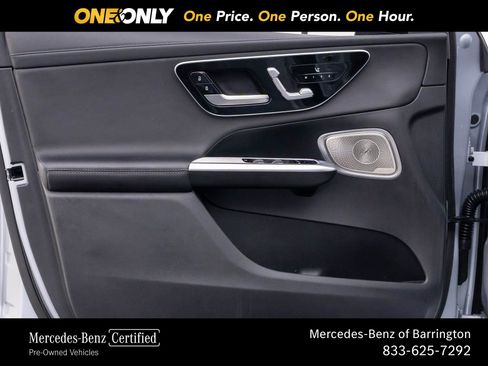 Used 2023 Mercedes-Benz GLC 300 4MATIC w/ AMG Line image 14