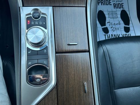 Used 2013 Jaguar XF 3.0 image 23