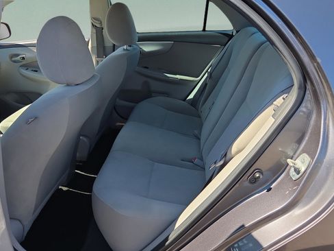 Used 2013 Toyota Corolla L image 11