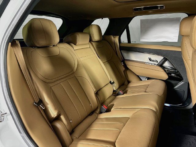 New 2027 Land Rover Range Rover Sport SE AWD/4WD image 24