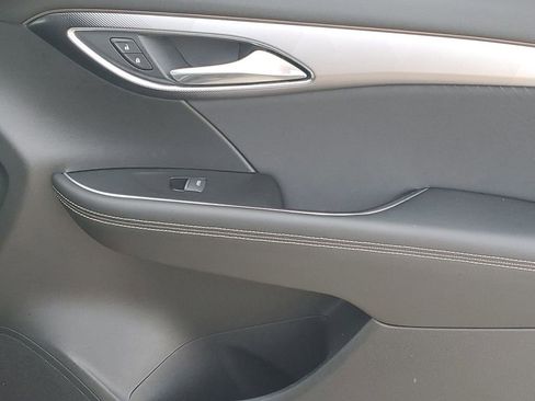 Used 2025 Buick Envision Sport Touring image 44