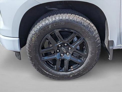 Used 2026 Chevrolet Silverado 1500 RST w/ RST Select Package RWD image 15