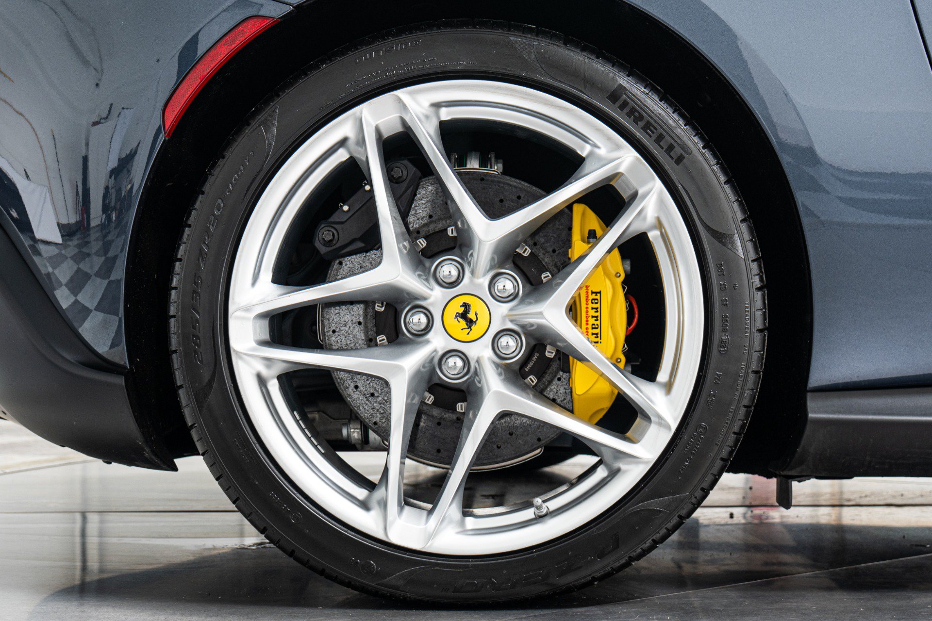 Used 2022 Ferrari Roma RWD image 43