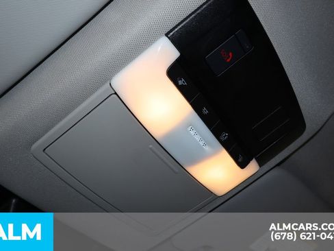 Used 2024 Nissan Rogue SV image 35