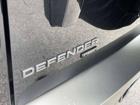 Used 2023 Land Rover Defender 110 X-Dynamic SE AWD/4WD image 8