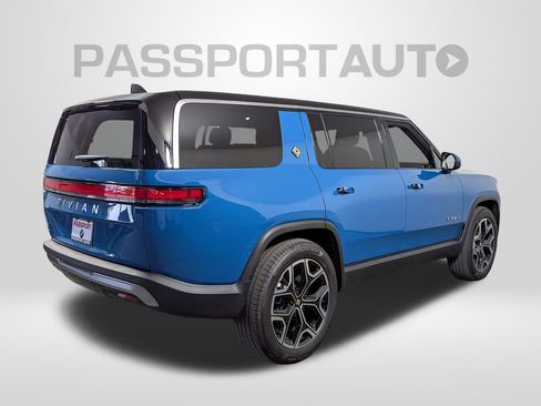 Used 2026 Rivian R1S Adventure AWD/4WD image 7