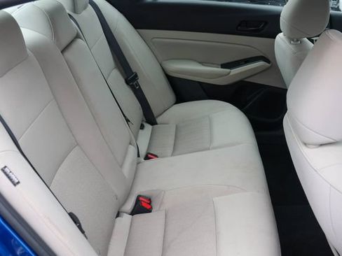 Used 2025 Nissan Altima 2.5 SV FWD image 16