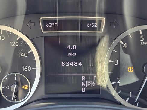 Used 2019 INFINITI QX30 image 20