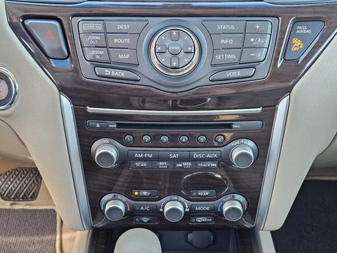 Used 2015 Nissan Pathfinder Platinum image 33