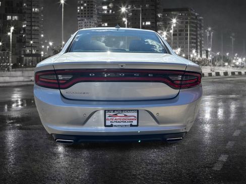 Used 2023 Dodge Charger SXT image 6