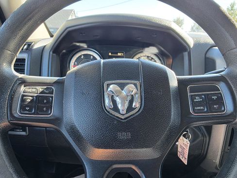 Used 2018 RAM 3500 Tradesman w/ Chrome Appearance Group AWD/4WD image 15