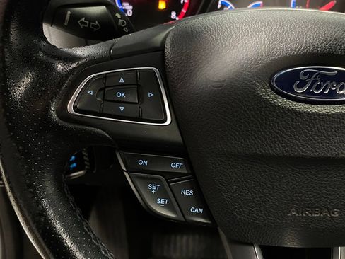 Used 2017 Ford Focus RS AWD/4WD image 33
