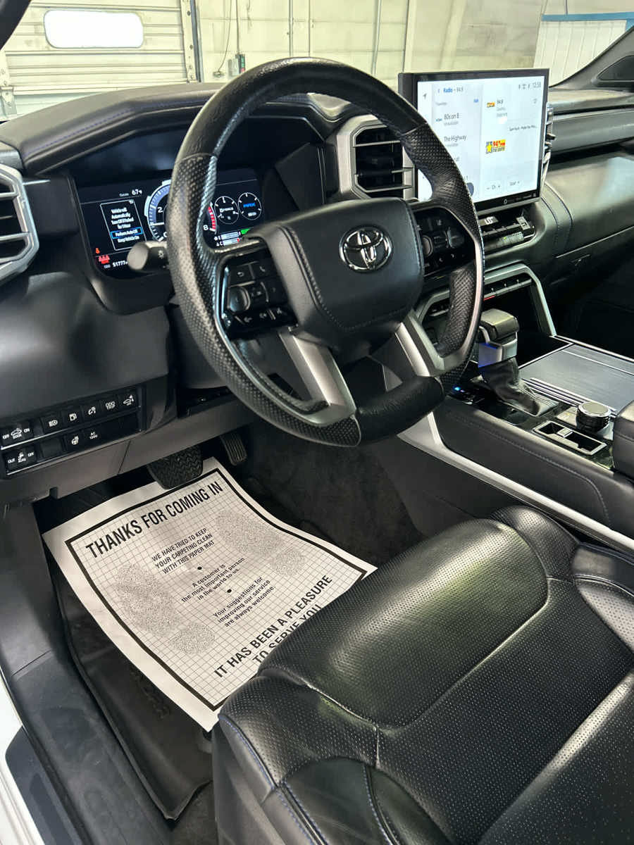 Used 2024 Toyota Tundra Platinum AWD/4WD image 9