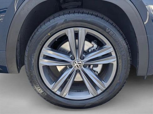 Used 2022 Volkswagen Atlas SEL R-Line AWD/4WD image 27