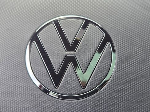 Used 2024 Volkswagen Tiguan SE R-Line FWD image 29