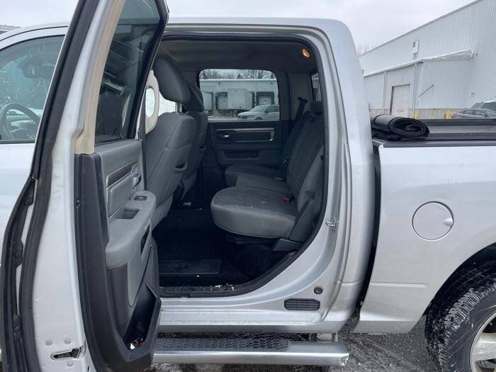 Used 2015 RAM 1500 Big Horn AWD/4WD image 24