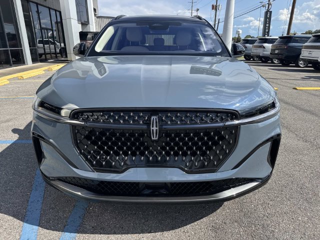 New 2026 Lincoln Nautilus Reserve w/ Jet Appearance Package AWD/4WD image 2