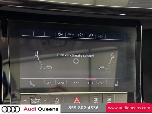 Used 2021 Audi e-tron Premium w/ Convenience Plus Package image 25