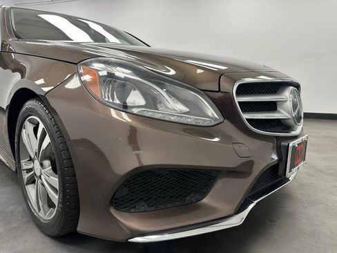 Used 2014 Mercedes-Benz E 350 4MATIC Sedan image 15