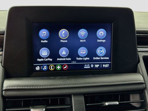 Used 2023 Chevrolet Suburban LS RWD image 16