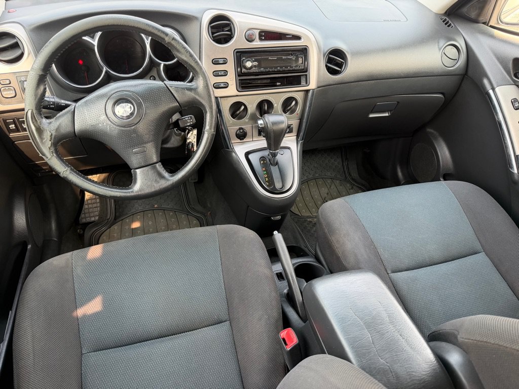 Used 2007 Toyota Matrix XR w/ Extra Value Pkg 2 FWD image 10