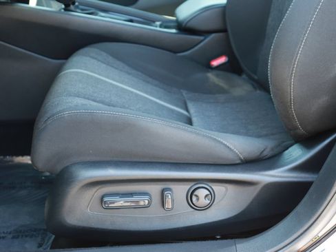 Used 2025 Honda Accord Sport image 11