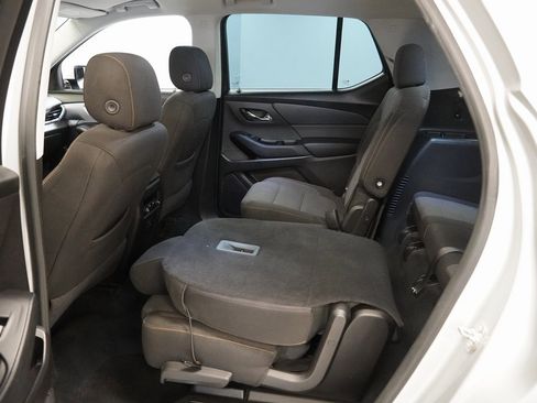 Used 2019 Chevrolet Traverse LT image 21