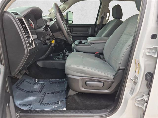 Used 2016 RAM 2500 Tradesman w/ Chrome Appearance Group AWD/4WD image 15
