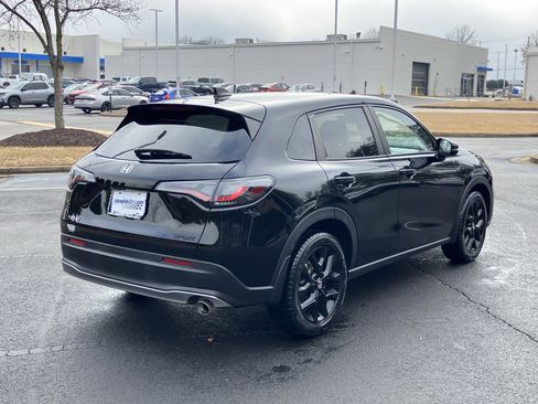 Certified 2023 Honda HR-V Sport image 10