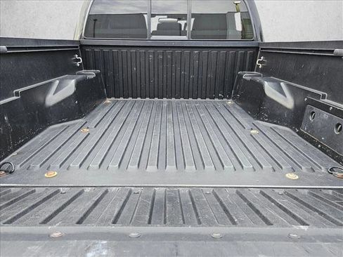 Used 2022 Toyota Tacoma SR w/ SR Convenience Package RWD image 6