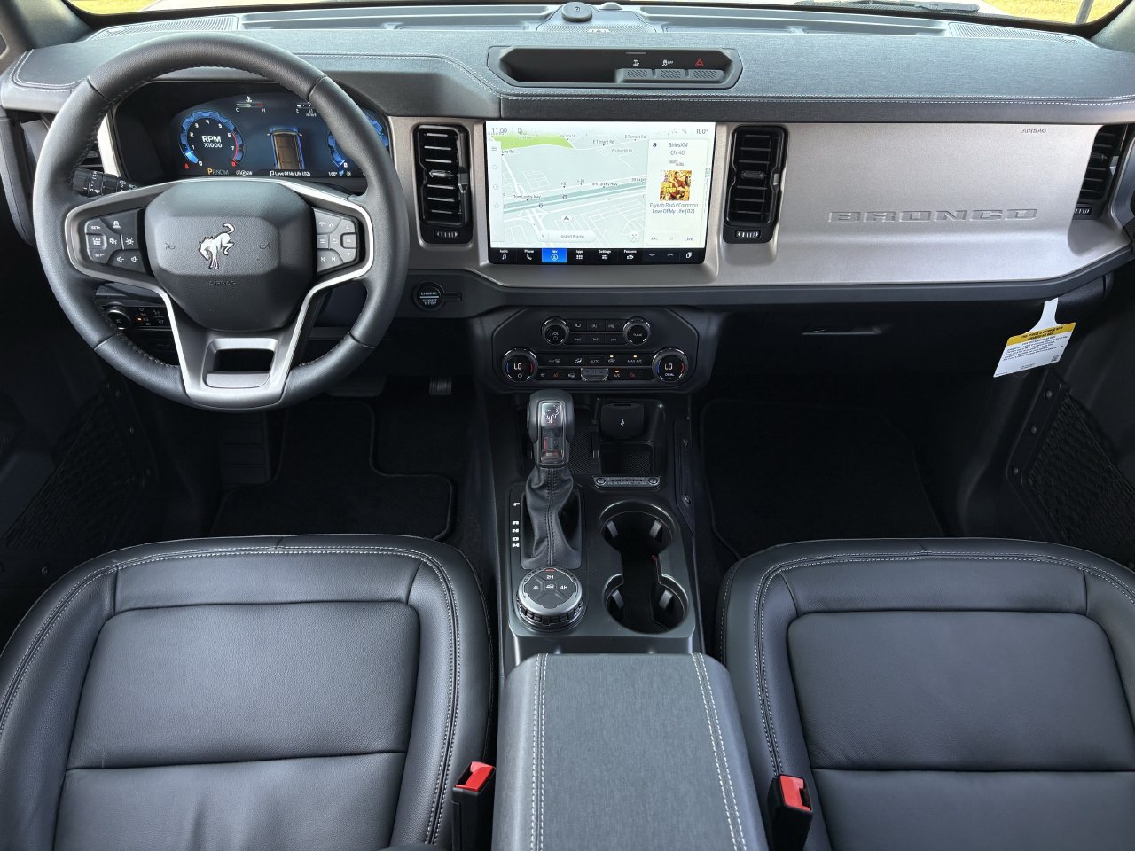 Used 2026 Ford Bronco Outer Banks AWD/4WD image 10