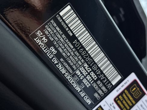 New 2025 Mercedes-Benz C 300 4MATIC Sedan image 35