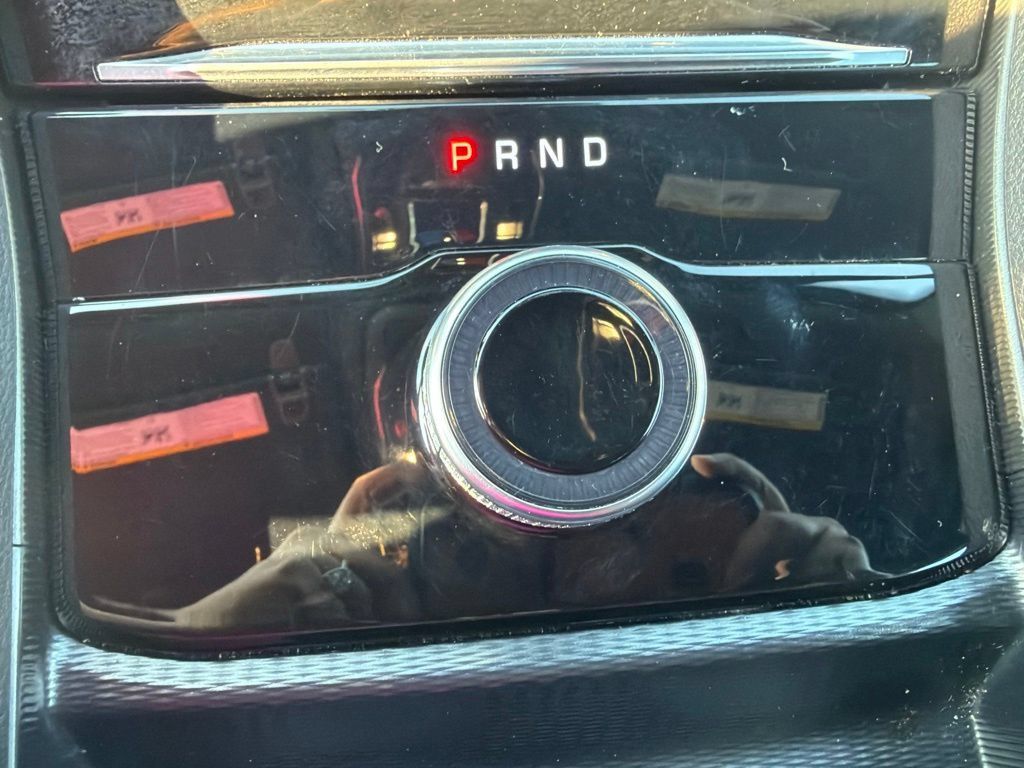 Used 2025 Jeep Grand Cherokee L Laredo AWD/4WD image 28