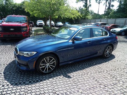 Used 2021 BMW 330i xDrive Sedan w/ Premium Package AWD/4WD image 3