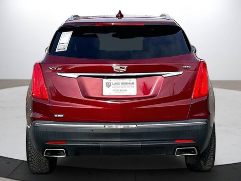 Used 2017 Cadillac XT5 Luxury w/ Driver Awareness Package image 8