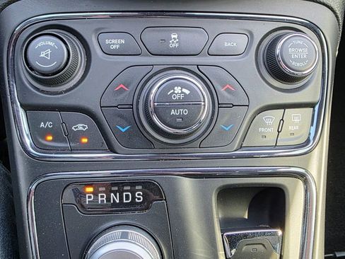 Used 2015 Chrysler 200 S w/ Navigation & Sound Group I AWD/4WD image 13