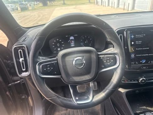 Used 2021 Volvo XC40 T5 R-Design AWD/4WD image 14