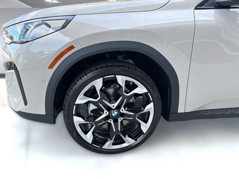 New 2026 BMW X2 xDrive28i w/ Technology Package image 12