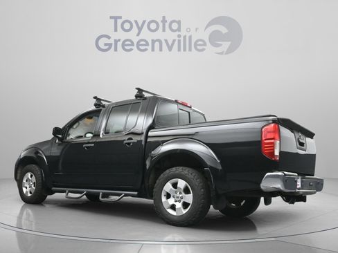 Used 2014 Nissan Frontier SV w/ SV Value Truck Package AWD/4WD image 8